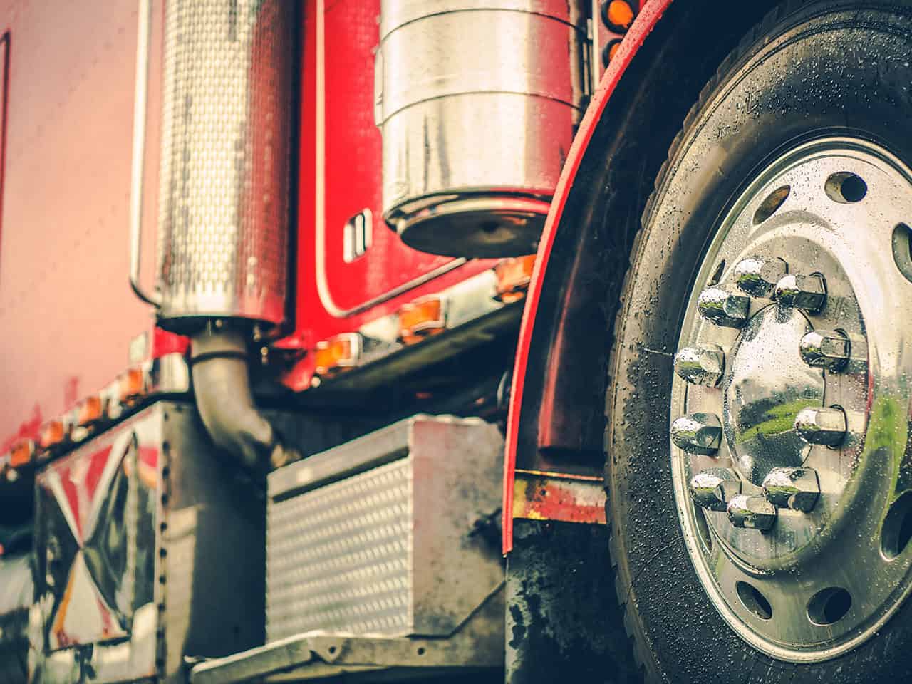 closeup photo of a tractor-trailer